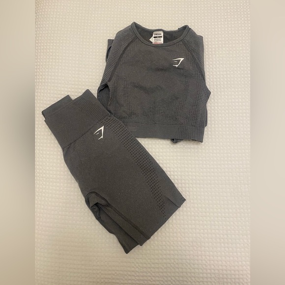 Gymshark Other - gymshark matching set vital seamless 2.0 in smokey grey marl